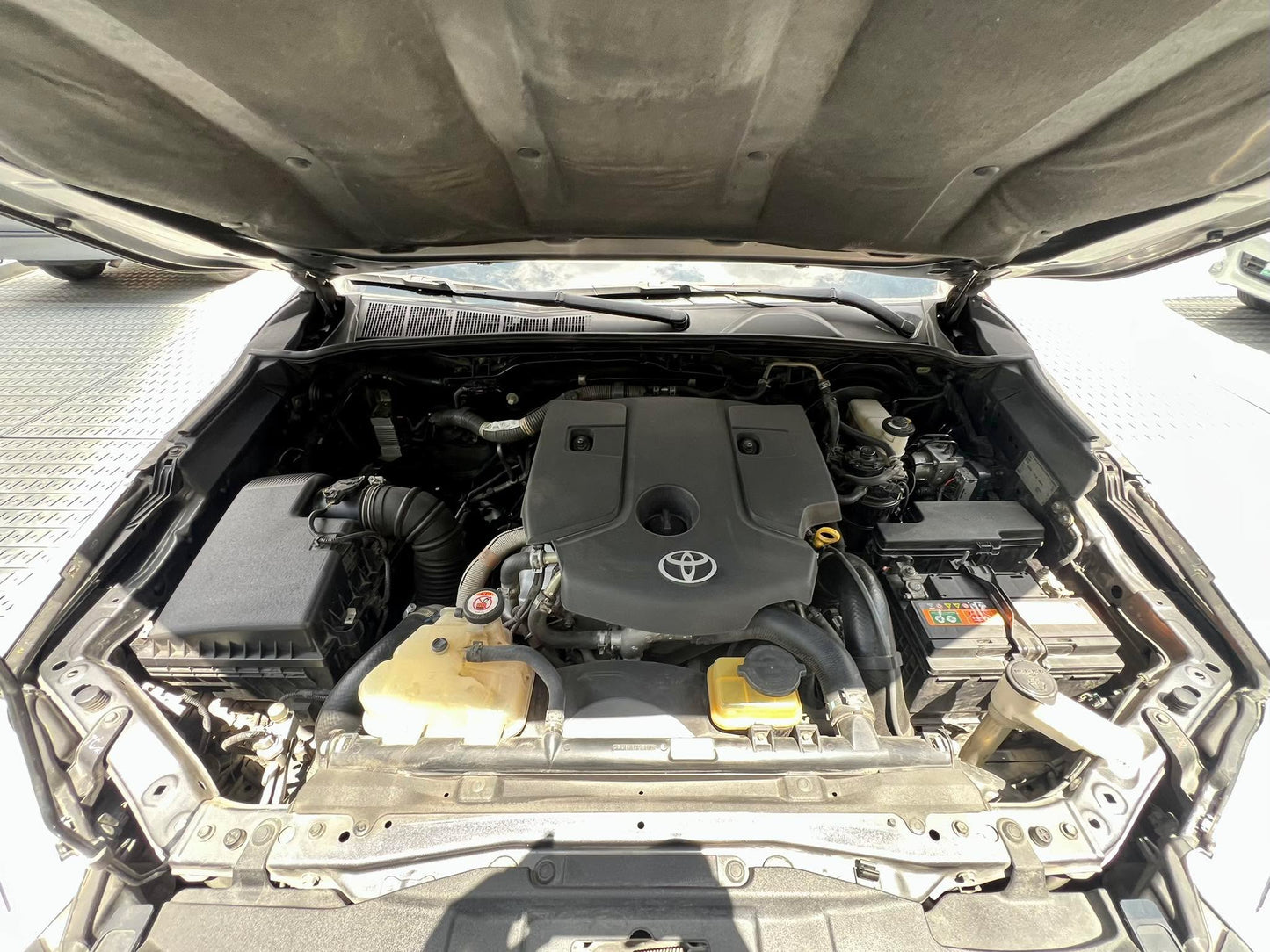 2018  Toyota Fortuner V 4x2 2.4, Automatic, Diesel