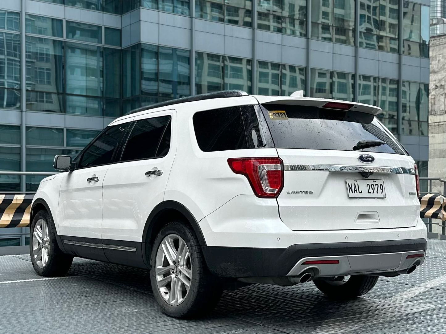 2016 Ford Explorer 2.3 Ecoboost 4x2, Automatic, Gas