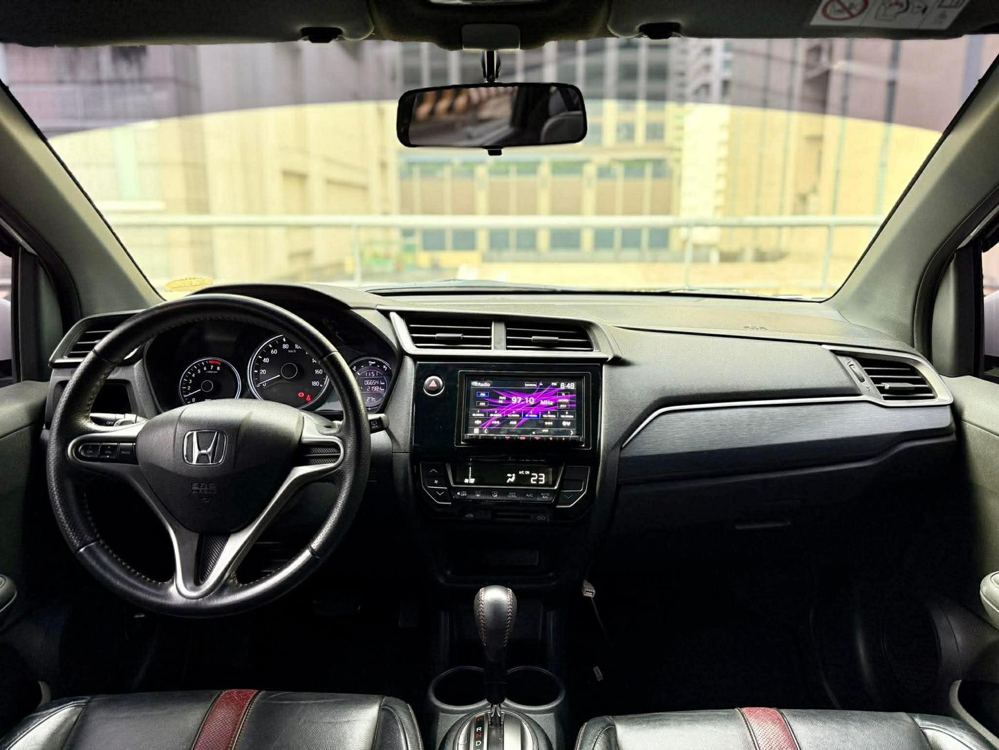 2021 Honda BRV 1.5 V, Automatic, Gas