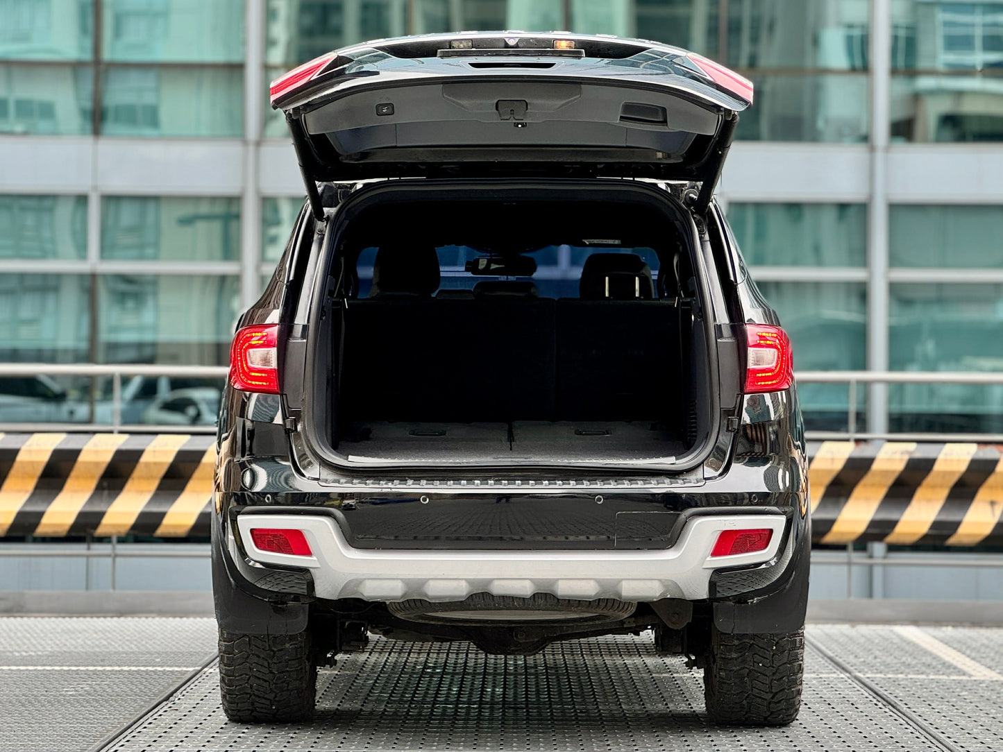 2018 Ford Everest Titanium 4x2 2.2,  Automatic, Diesel