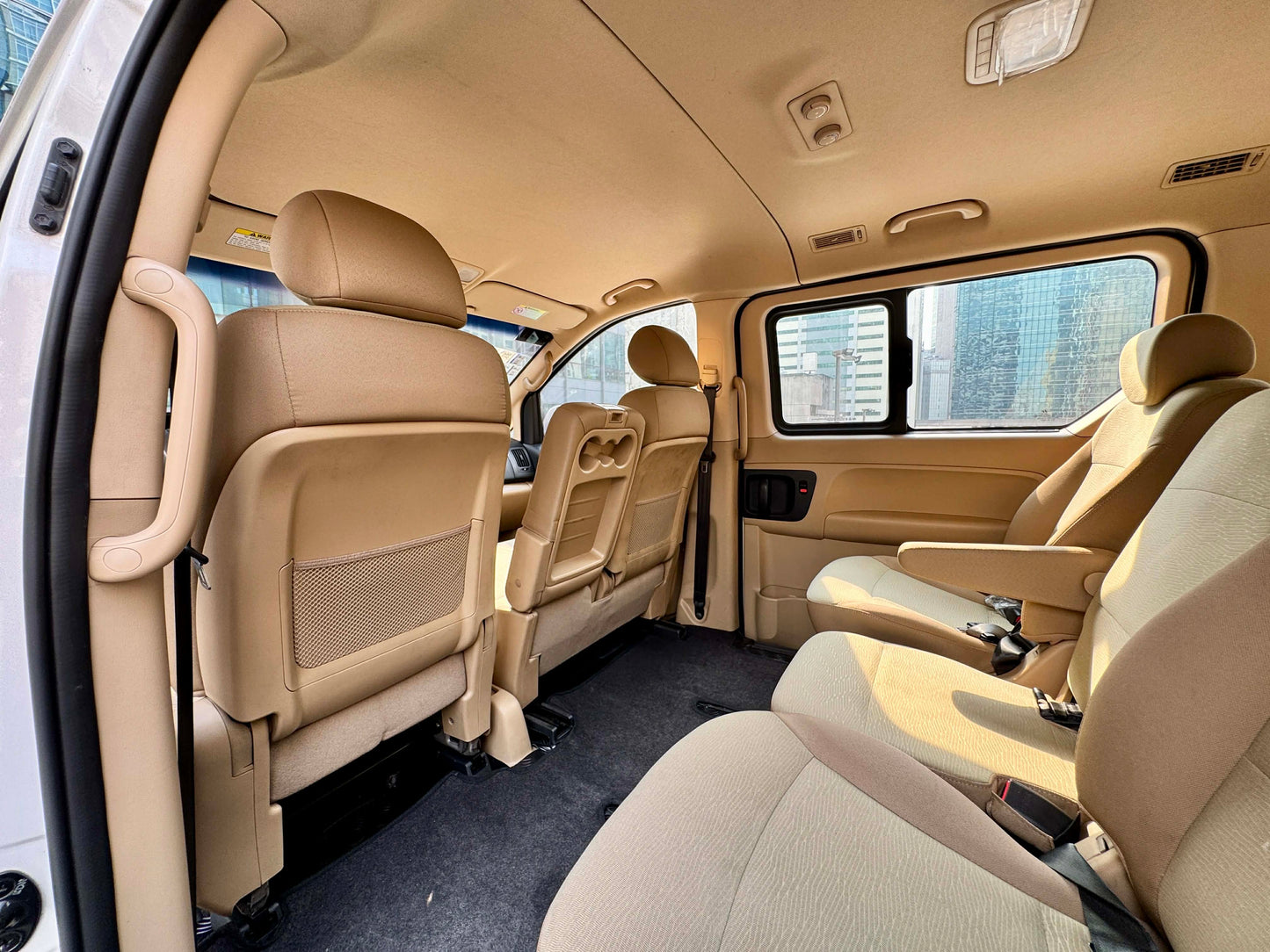 2015 Hyundai Grand Starex VGT 2.5, Automatic, Diesel