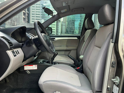 2014 Mitsubishi Montero GLX 4x2 2.5, Manual, Diesel