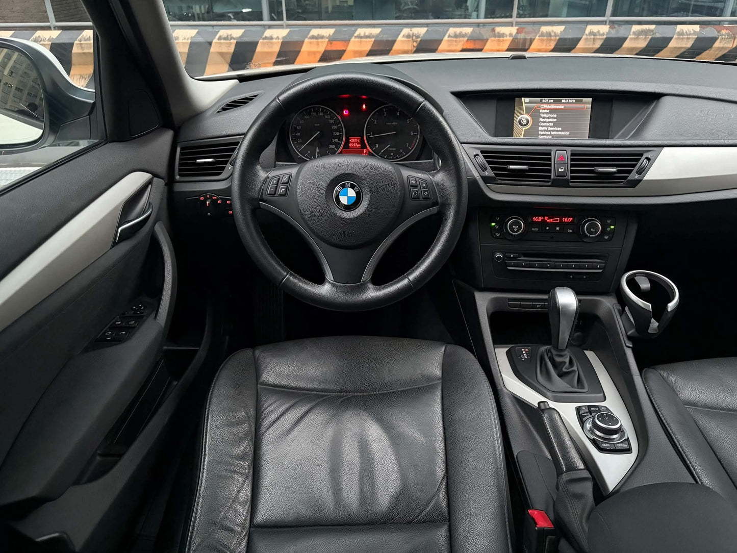 2011 BMW X1 sDrive18i, Automatic, Gas