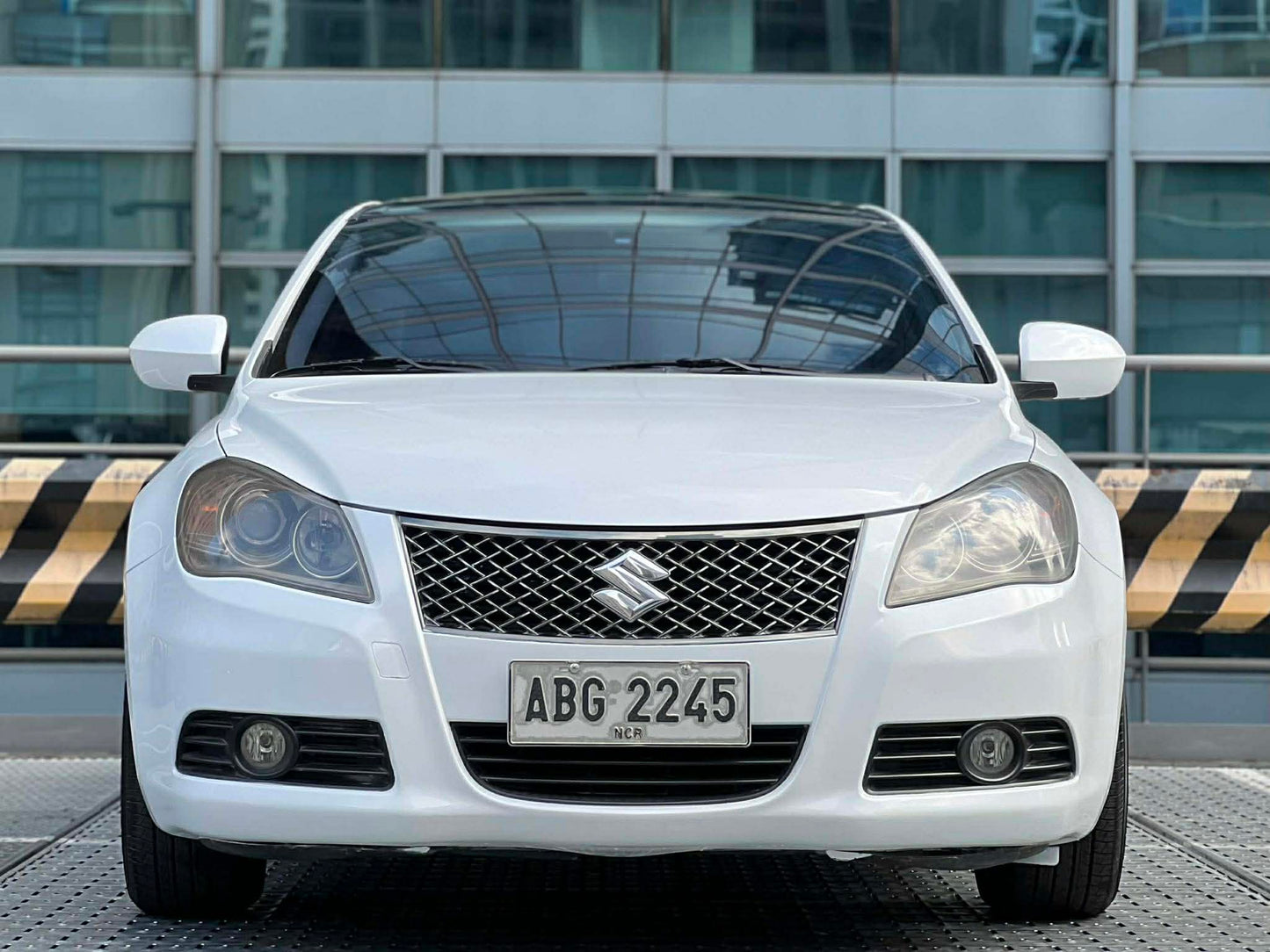 2012 Suzuki Kizashi 2.4, Automatic, Gas