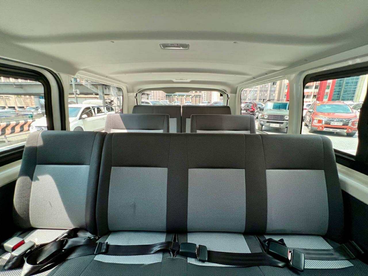 2025 Toyota Commuter 2.8 Deluxe, Manual, Diesel