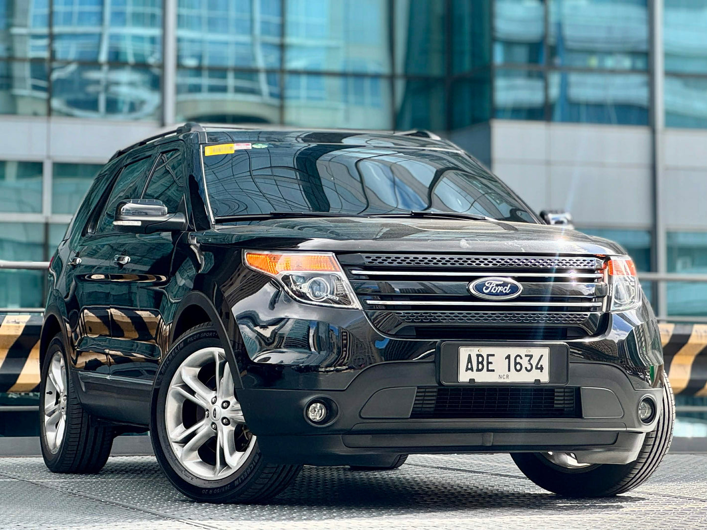 2015 Ford Explorer 4x2 Ecoboost 2.0, Automatic, Gas