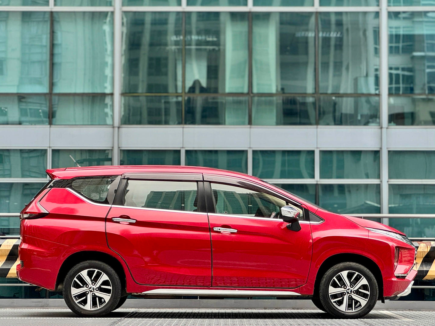 2015 Hyundai Grand Starex VGT 2.5, Automatic, Diesel